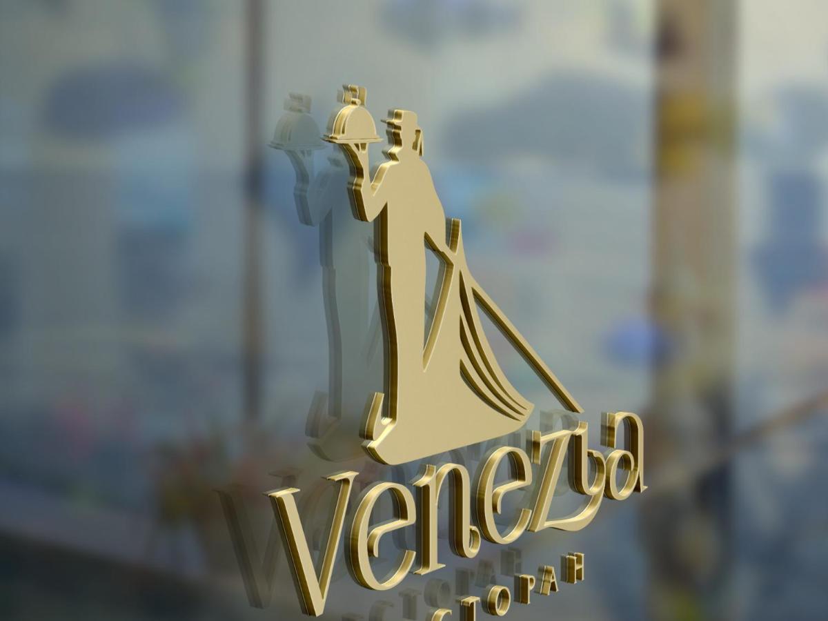Hotel Venezia Czernowitz Exterior foto